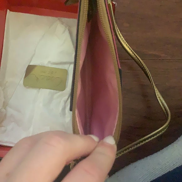 Coach Wristlet - Picture 4 of 8